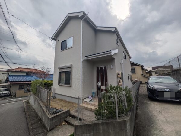 F様邸 外壁屋根塗装リフォーム／屋根瓦ビス緩み戻し／屋根・外壁クラック補修